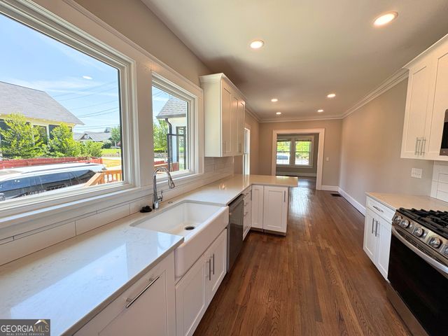 21 Buchanan Street, Newnan, GA 30263