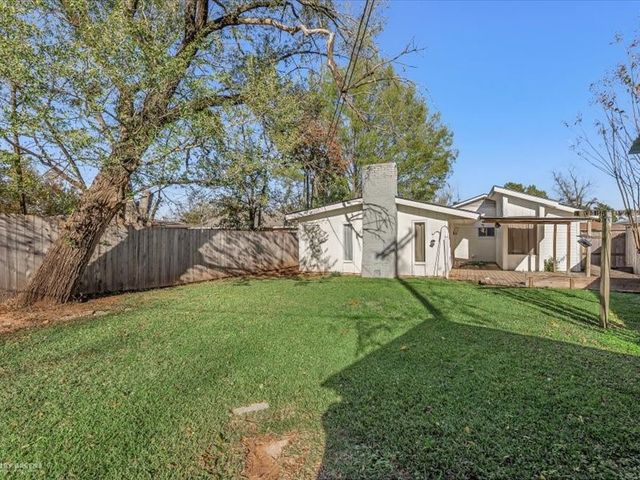 1824 Ray Avenue, Bossier City, LA 71112