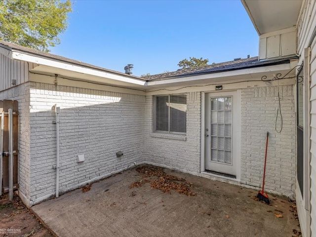 1824 Ray Avenue, Bossier City, LA 71112