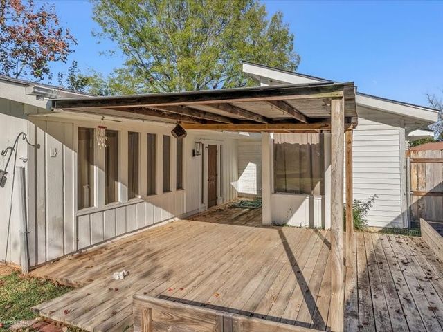1824 Ray Avenue, Bossier City, LA 71112