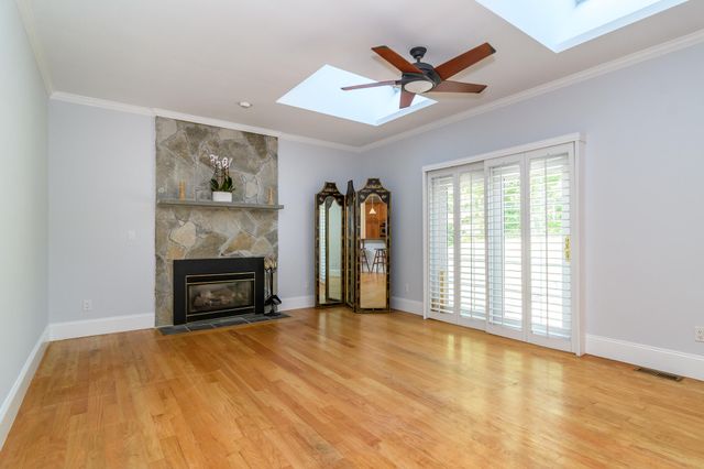 6 Harpers Hollow, East Sandwich, MA 02537