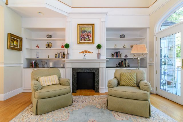 6 Harpers Hollow, East Sandwich, MA 02537