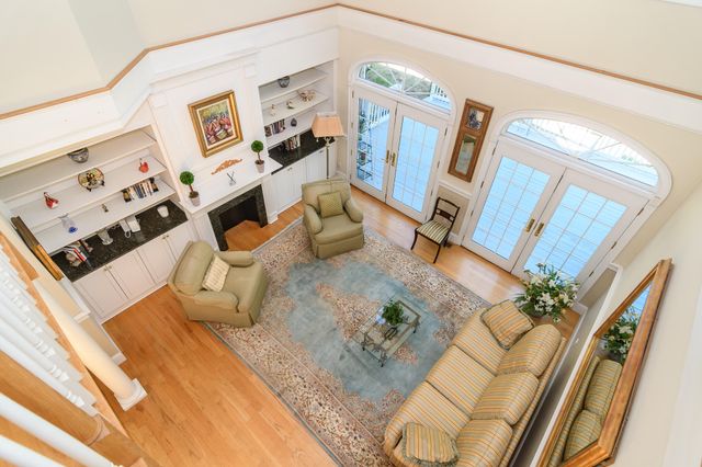 6 Harpers Hollow, East Sandwich, MA 02537