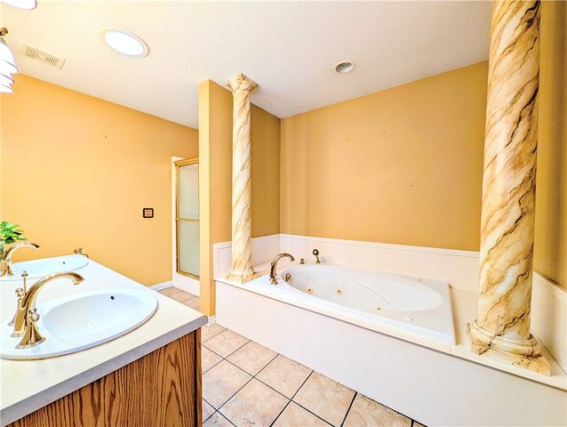 3801 SW Moline Avenue, Bentonville, AR 72712