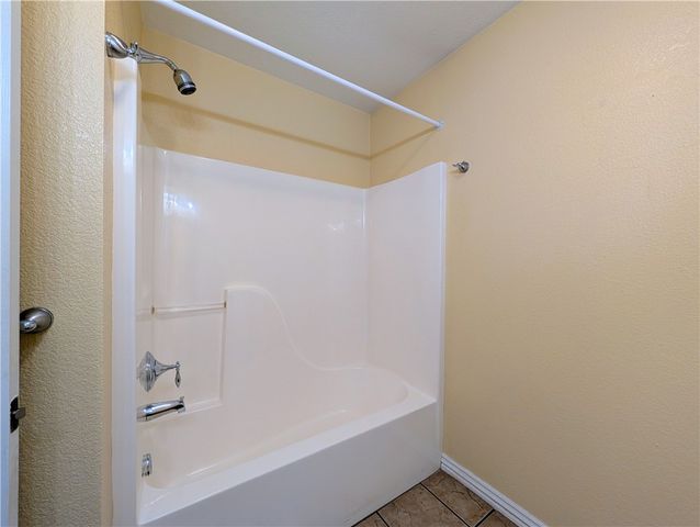 3801 SW Moline Avenue, Bentonville, AR 72712