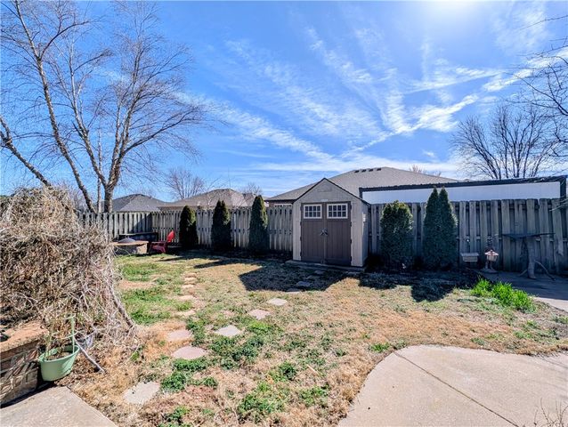 3801 SW Moline Avenue, Bentonville, AR 72712