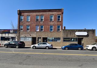 570-582 Main St, Springfield, MA 01119
