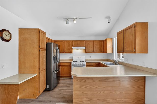 12241 Ives Meadow Lane, Cedar Springs, MI 49319