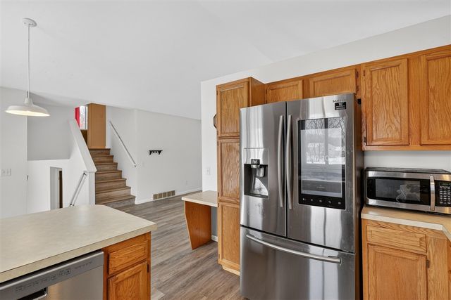 12241 Ives Meadow Lane, Cedar Springs, MI 49319