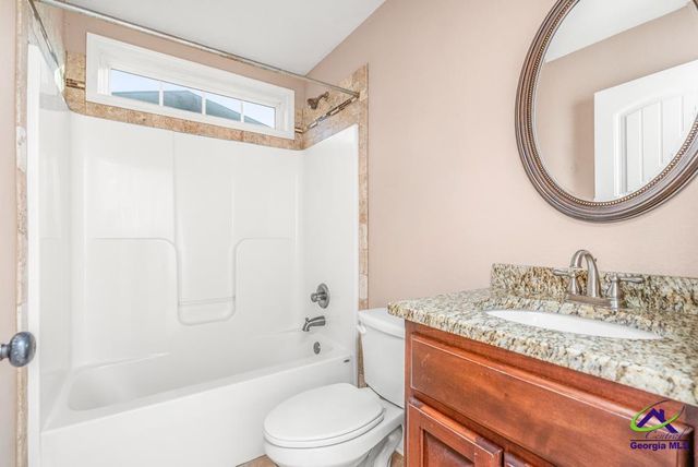 220 Summerstone Bend, Byron, GA 31008