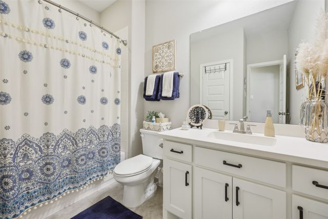 3204 Discovery Drive, Little Elm, TX 75068