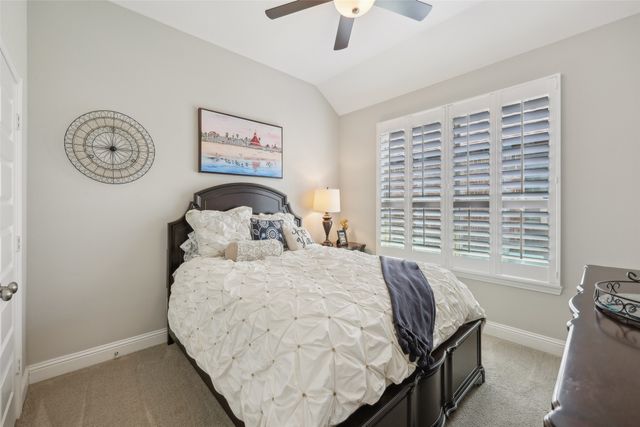 3204 Discovery Drive, Little Elm, TX 75068
