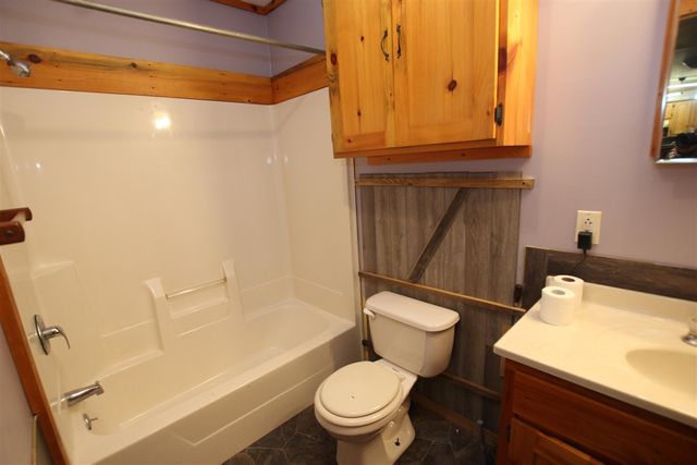 7005 E 56th Street, Newaygo, MI 49337