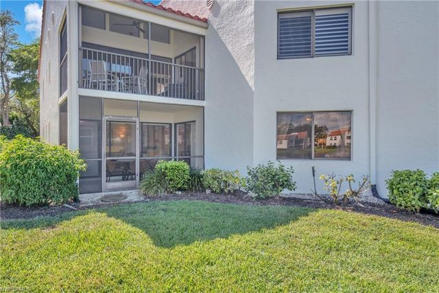601 Beachwalk CIR 101, Naples, FL 34108