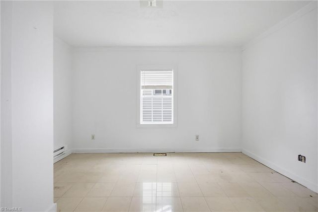 325 Dixie Broadway, Winston-salem, NC 27127