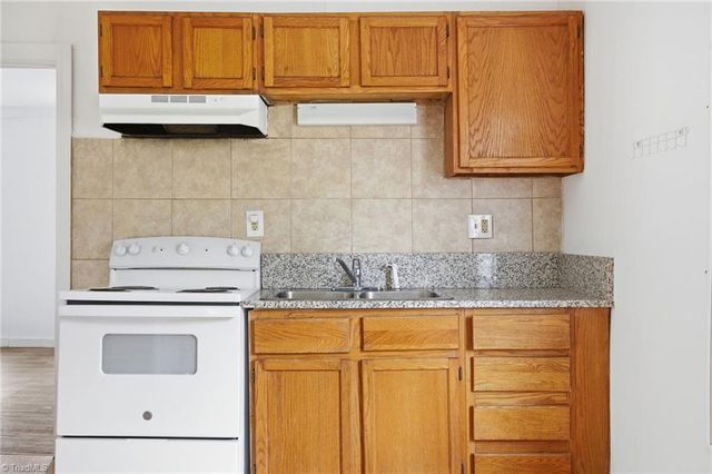 325 Dixie Broadway, Winston-salem, NC 27127
