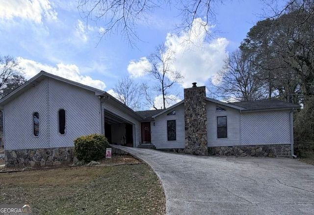 2966 Riviera Drive NW, Conyers, GA 30012