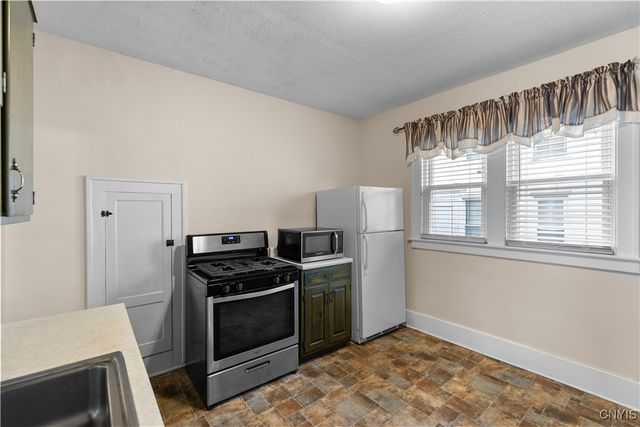 2604 Sunset Avenue, Utica, NY 13502