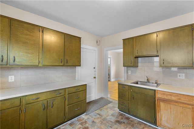 2604 Sunset Avenue, Utica, NY 13502