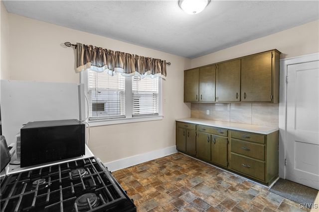 2604 Sunset Avenue, Utica, NY 13502