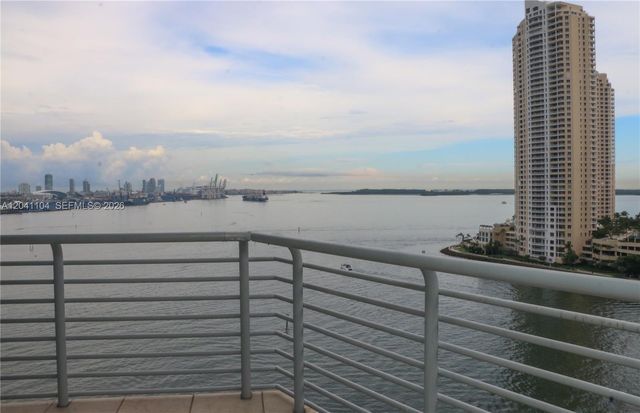 325 S Biscayne Blvd 1523, Miami, FL 33131