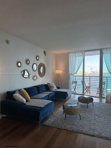 325 S Biscayne Blvd 1523, Miami, FL 33131