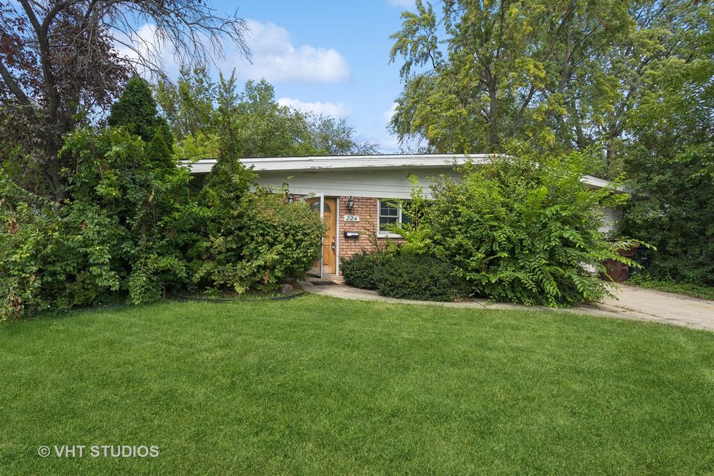 224 Shabbona Drive, Park Forest, IL 60466