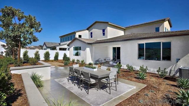 124 Alethea, Oceanside, CA 92057