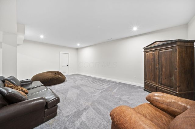 3151 Stogen Court, Delaware, OH 43015