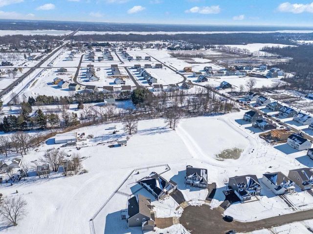 3151 Stogen Court, Delaware, OH 43015