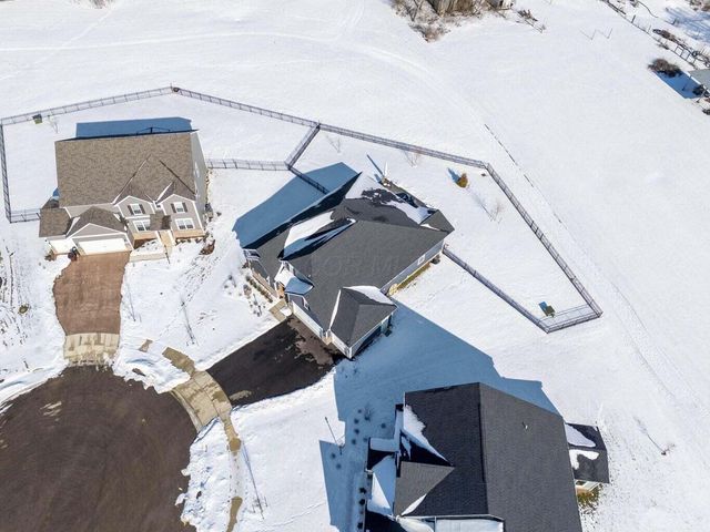 3151 Stogen Court, Delaware, OH 43015