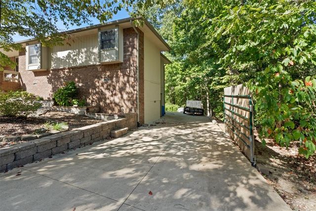 7 Cashin Lane, Bella Vista, AR 72715