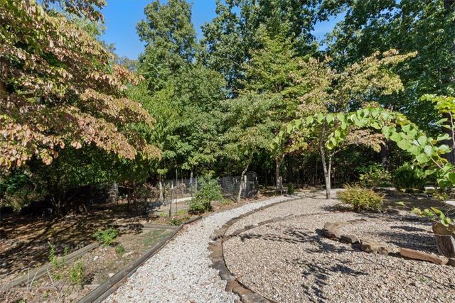 7 Cashin Lane, Bella Vista, AR 72715