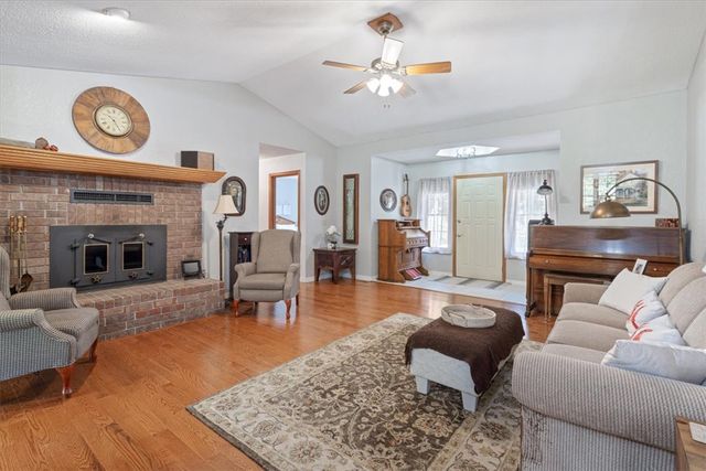 7 Cashin Lane, Bella Vista, AR 72715