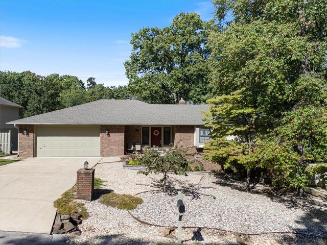 7 Cashin Lane, Bella Vista, AR 72715