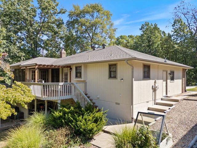 7 Cashin Lane, Bella Vista, AR 72715