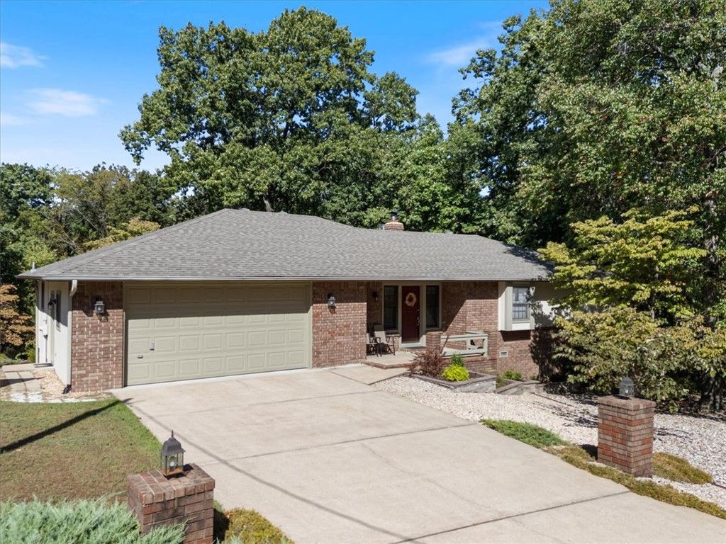 7 Cashin Lane, Bella Vista, AR 72715