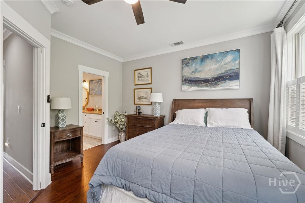 Image 18 of property listing at 714 Tattnall Street, Savannah, GA 31401
