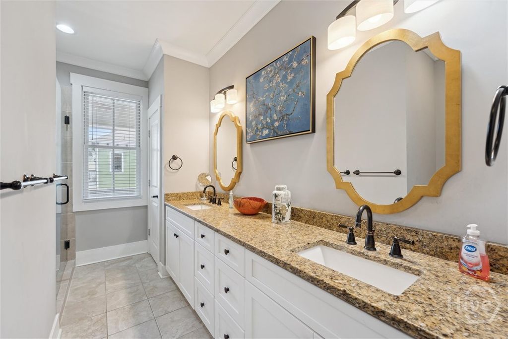 Image 20 of property listing at 714 Tattnall Street, Savannah, GA 31401