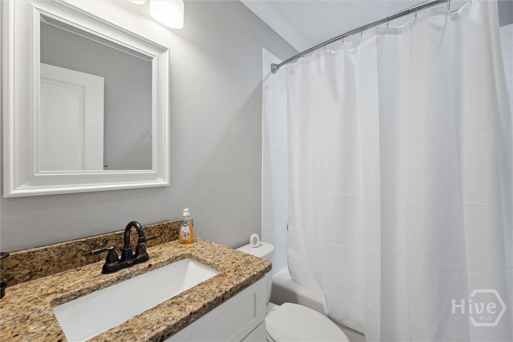 Image 28 of property listing at 714 Tattnall Street, Savannah, GA 31401