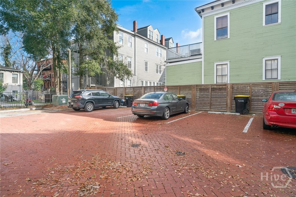 Image 31 of property listing at 714 Tattnall Street, Savannah, GA 31401