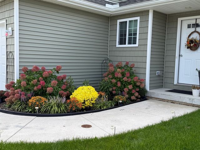 3963 Lotus Landing Circle, Waterford, MI 48329