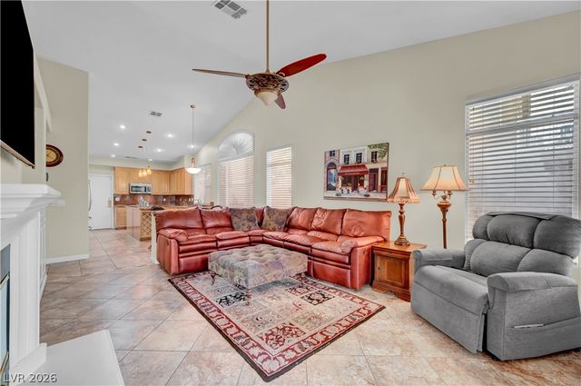 8421 Willow Point Court, Las Vegas, NV 89128