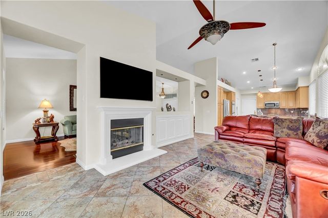 8421 Willow Point Court, Las Vegas, NV 89128