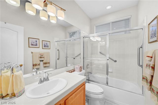 8421 Willow Point Court, Las Vegas, NV 89128