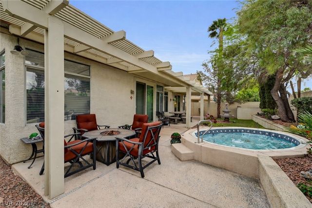 8421 Willow Point Court, Las Vegas, NV 89128