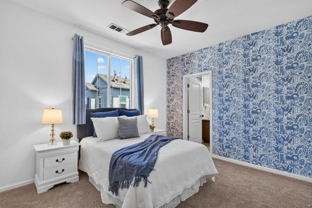 461 Bedford Loop, Mountain View, CA 94043