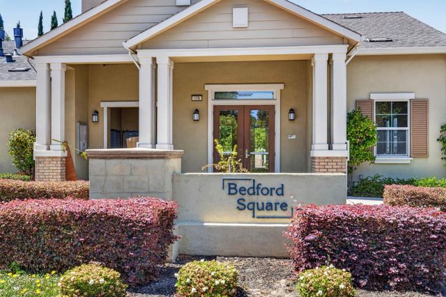 461 Bedford Loop, Mountain View, CA 94043