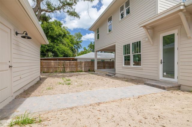 125 24TH AVENUE SE, St Petersburg, FL 33705
