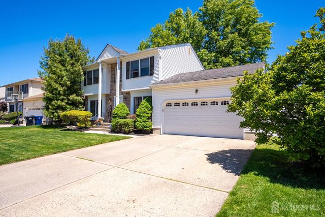 46 Lynn Court, North Brunswick, NJ 08902